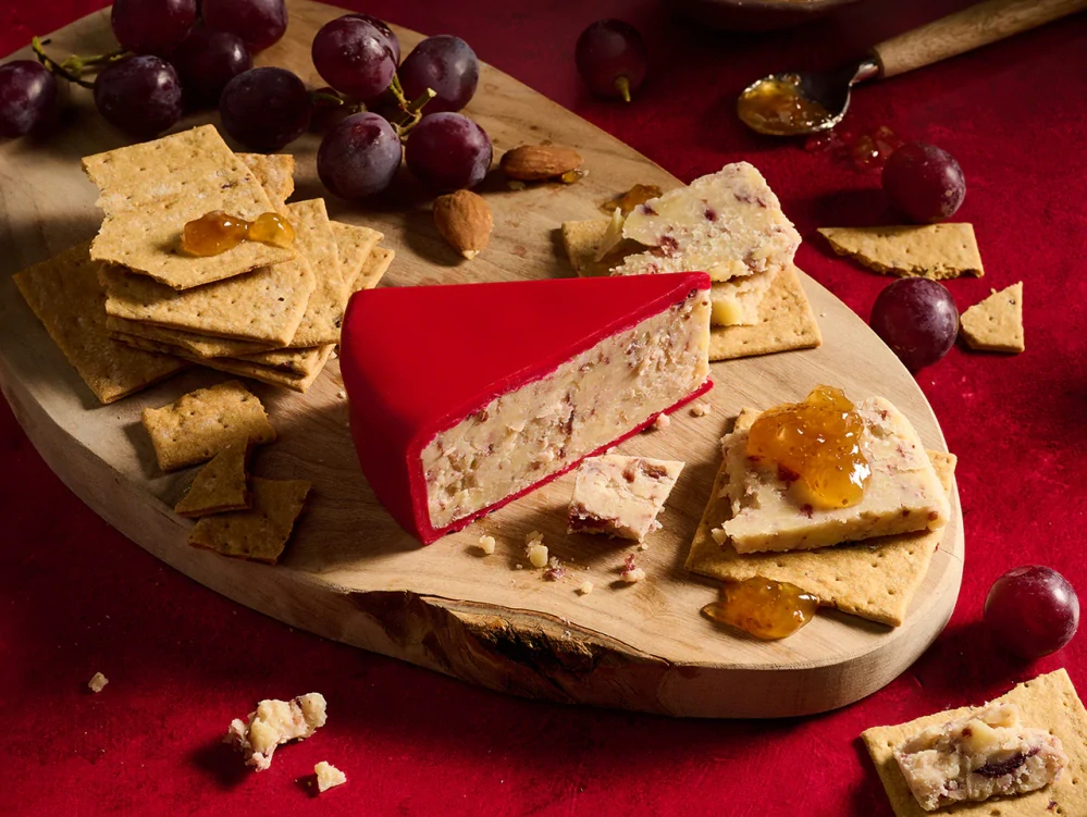 Snowdonia Sýr Cheddar BOUNCING BERRY, s brusinkami, 200g