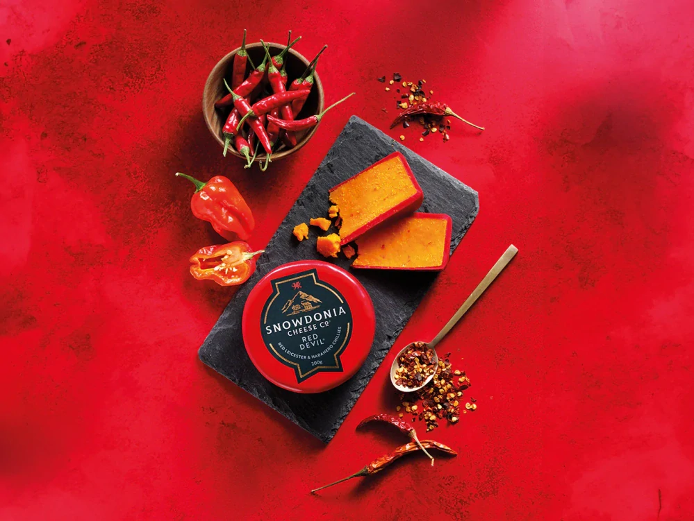Snowdonia Sýr RED DEVIL, Leicesterský červený sýr s chilli, 200g
